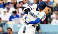 大谷翔平、日本人選手初の3年連続40号　バックスクリーンへ確信の一発　2試合ぶりアーチで自身4度目の大台　本拠地熱狂