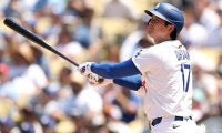 泳がされても特大弾…8月打率4割超えで量産体制の大谷翔平に敵解説も脱帽「野球界で最も打ち取りにくい打者だ」