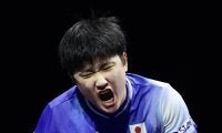 【卓球】張本智和３年ぶりＶ王手「どんなことも起きる」ハプニングに動じず　WTTチャンピオンズ