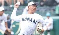 甲子園で1年生が147キロ連発「ビビった」　マウンドで躍動する13番に熱視線「すごすぎ」