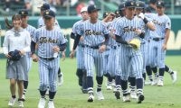 甲子園でハプニング…ぽっかり空いた応援席「間に合わない」　到着は絶望的