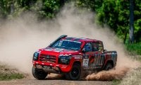 AXCR2025：チーム三菱ラリーアートのチャヤポン・ヨーターが2番手キープ、田口勝彦は5番手に浮上