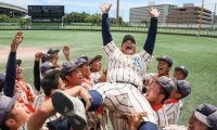 選手とつかんだ甲子園、昔より楽しめた　東大阪大柏原の土井健大監督