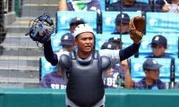夏の甲子園　中越のキャッチャーにファンの注目集まる　高校生離れした分厚い太ももが存在感抜群　趣味は「ゴルフ」