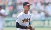 創成館が2年連続4強の神村学園を撃破して夏初の2勝！右サイドの先発・奥田が6回ノーヒットの快投【25年夏甲子園】