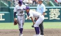 甲子園で3選手が足をつる事態…暑さだけじゃない　選手らが直面した“もう一人の敵”