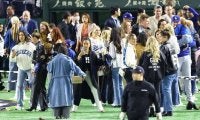 ドジャース奥さま会　キケ・ヘルナンデスの第２子公表　激カワ長女が「最高のお姉ちゃんになるのが待ちきれない」異例の注目