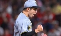 阪神28歳剛腕は「もう、Wストッパーでいいのでは」39試合連続無失点のプロ野球記録樹立、圧巻の0.21「もっと、もっと続けてほしい」