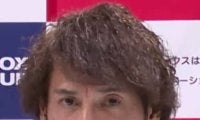 元Ｇ大阪の本並健治氏、釜本邦茂さんとのスーツ姿での２ショットで追悼「プロに導いて頂いた」