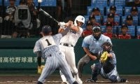 県岐阜商、集中4連打で3点奪う　2年生エース柴田の力投に応えた