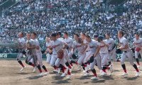 昨夏決勝を戦った京都国際と関東第一が2年連続8強入り、日大三と関東第一の東京対決へ！山梨学院は17安打で夏初のベスト8入り！【16日の夏甲子園】