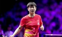 世界1位の孫穎莎「カットはとても脅威。第2ゲームから戦術を修正できた」橋本帆乃香を破ってベスト8進出【卓球 WTT横浜】