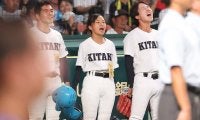 甲子園史上初を叶えた女子部員　“異例”のユニ姿で記録員…マネジャーが伝えた熱意