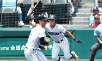 高校球児のお手本に　横浜、長打なしも抜け目ない攻め　高嶋仁の目