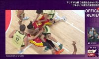 「血の気が多い…」バスケ中国代表の“過剰なラフプレー”にファン衝撃！「ラグビーかよ」「良い試合に水を差すな」審判無視で敵に馬乗り→豪州HCが乱入で騒然