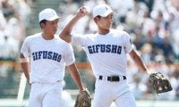 自分の失策は追加点で取り返す　4試合連続安打の県岐阜商・稲熊選手