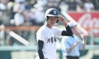阪神コーチの父と同じ景色…白線の外から頂点へ　沖縄尚学・田中彪斗