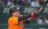 「打球やばくない？」巨人大砲候補の驚愕弾　移籍して3か月…止まらぬ躍動に「ついに覚醒？」