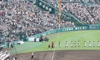 甲子園初観戦→決勝にも現れた女性議員　沖縄尚学の日本一を祝福「感動です！」