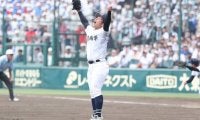 甲子園制覇直後…Wエースの“行動”に感動の声「また泣く」　こぼれた笑顔「エモが溢れすぎ」