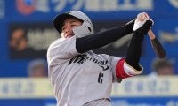 どん底.132→史上初の新人首位打者へ　“激変”したロッテドラ1…2軍監督からの金言