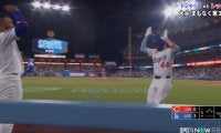 ダンスパーティー？ドジャースベンチで“異様な光景”　同僚のHRに大谷翔平も笑顔でお出迎え