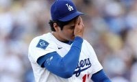 滝汗を流して疲労の色も…大谷翔平でしか見られない“異例光景”に米仰天「二刀流の矛盾が生む問題点はこれだ」