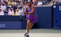 大坂なおみ 世界47位をストレートで下して4年ぶりに3回戦進出！赤から一転、昼用の紫ウェアを身に纏う[全米オープン]