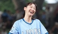 元アイドルが豪快投球→ペコリお辞儀「クッソ美人やな」　虜になるファン続出「投げ方が可愛い」