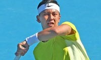 小田凱人ペア 逆転勝ちで全米OP4強