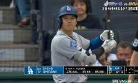 なぜここで…？大谷翔平、不適な笑みを浮かべ…カメラが捉えた46号ホームラン“直前”の表情が話題「やっぱりルーキーキラー」