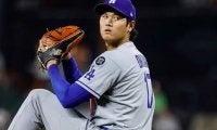 「他に誰がこんなことを成し遂げた？」大谷翔平に敵将の本音爆発　まさかの緊急登板に思わず飛び出た“熱き言葉”