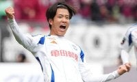 最下位の新潟はJ1に残留できるのか？ 元新潟DFと｢鹿島戦＆浦和戦｣分析(2)良くなった｢連携｣と目についた｢判断ミス｣、気になった｢依存と遠慮｣