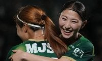 美しい日本代表10番と長谷川唯の後継者18歳が中盤を支配、塩越柚歩の｢移籍後初ゴール｣、眞城美春の｢冷静ミハループ｣で王者ベレーザが快勝