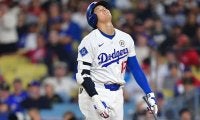 遠ざかるシュワーバーの背中…大谷翔平が背負う“重圧”　専門家が見た決定的な違い