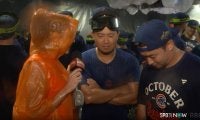 今永昇太、MLB初シャンパンに「肌から吸収した方が美味しい」 “珍回答”連発＆背後から同僚に襲われる 名物レポーターは爆笑止まらず