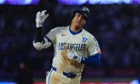 大谷翔平は「人間か？」　2戦連発53号…“軽く”160キロ粉砕に衝撃「こわっ」