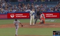 なんで打った？ 大谷翔平、逆方向豪快弾で“まさかの光景”「もう見てられない」被弾した瞬間に投手に“異変”「トラウマもの」「落ち込むだろ」