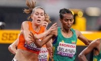 妨害に「超非常識」と涙のブチ切れ…14位オランダ女子選手に同情と激励の声「あなたを誇りに思います」「頭を上げて」【東京世界陸上】