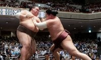 錦富士が背負う142年の歴史　「相撲どころ」青森の意地で6連勝