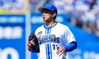 DeNAが14勝の東克樹を登録抹消　前日に緊急降板…オースティンも外す、NPB公示