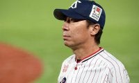 退任の高津監督、目を潤ませ感謝「苦しい思いを」　村上に問いかけ「米国行くの？」