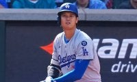 大谷翔平が真っ先に伝えた“光景”　自己新記録よりも先に…ファン総立ち、伝説の後ろ姿