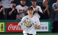「200という数字が近くなってから色んなことがありました」田中将大が史上4人目の日米通算200勝！王手から4度目の正直