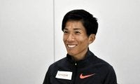 マラソン日本記録保持者、鈴木健吾がプロ転向　「一番の理由は五輪」