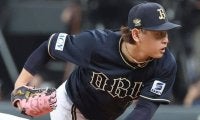 オリックス中堅手が懸命ダイブも後逸…一挙2失点につながり中継解説苦言「後ろに逸らしちゃいけない。前に落とす必要があった」
