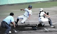 九国大付が優勝　秋の高校野球福岡大会　17安打猛攻で福大大濠破る