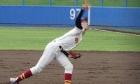 桜美林の193センチ右腕が制球難を克服して佼成学園相手に完投勝利！指揮官は「今日は褒めたい」と高評価【東京】