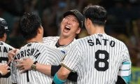 ソフトバンクが連勝、阪神はサヨナラ勝ち　日本シリーズ進出へ王手