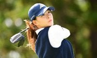 渋野日向子が国内ツアー初めての首位発進「ここ最近では稀なパットの安定感」